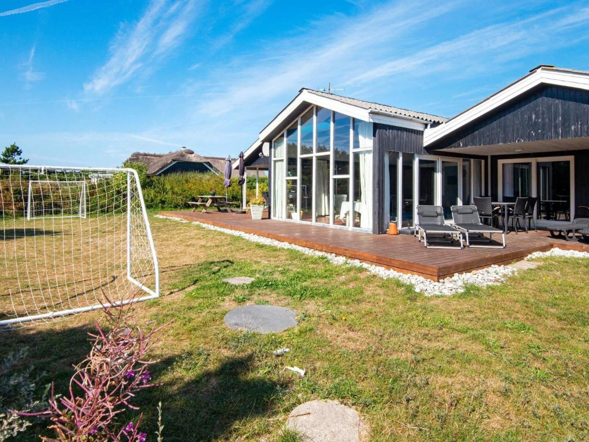 12 Person Holiday Home In Ringk Bing Klegod Экстерьер фото
