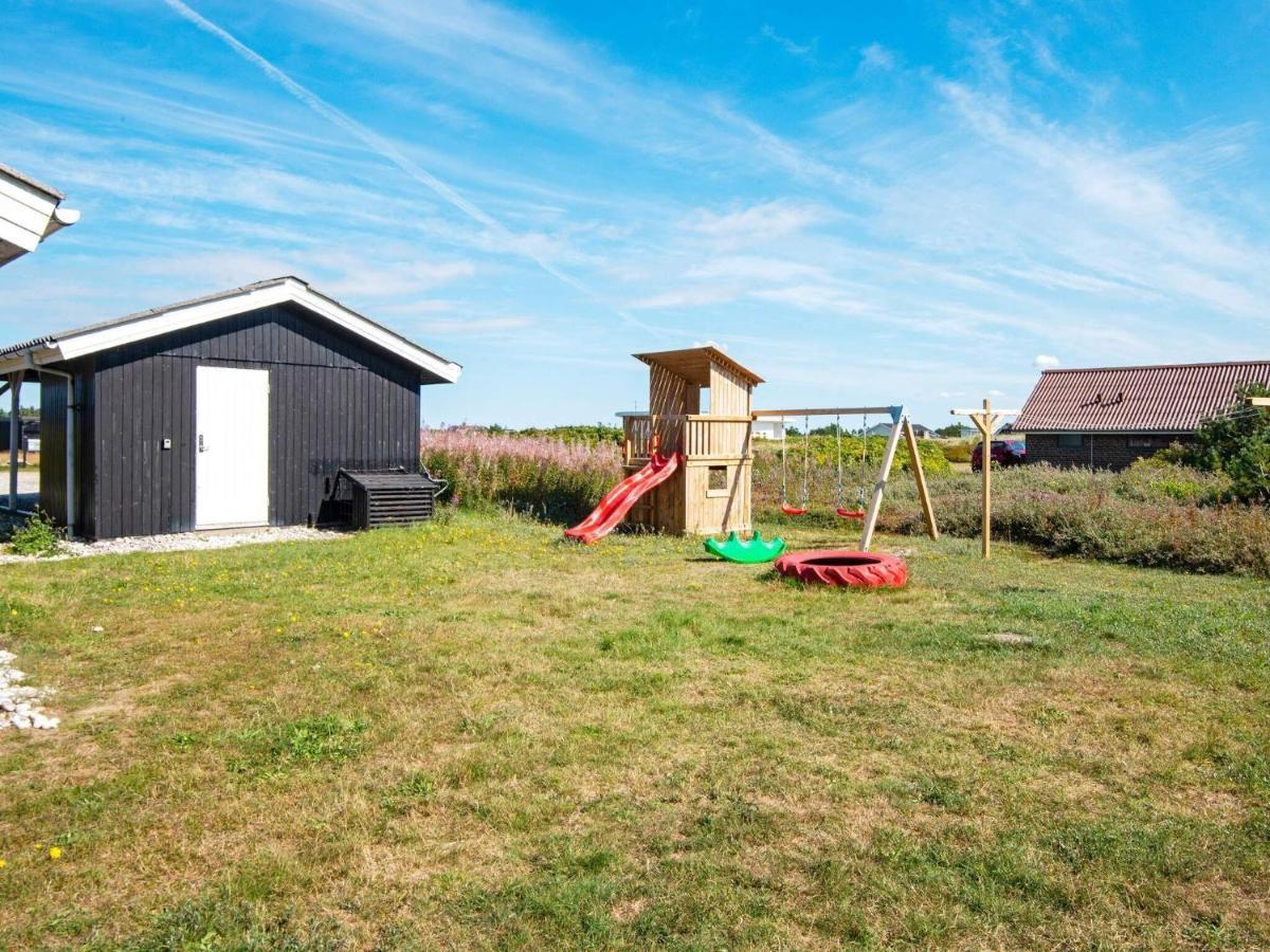 12 Person Holiday Home In Ringk Bing Klegod Экстерьер фото